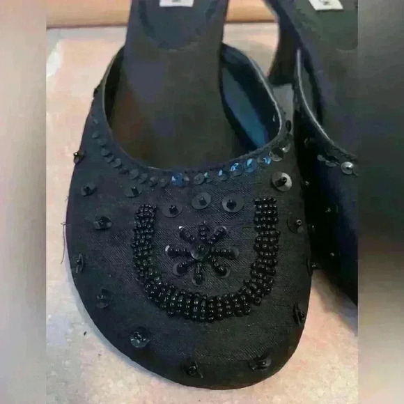 Vintage 90s Steve Madden black kitten heel mules with sequin, embroidery; size 8 - Picture 3 of 5